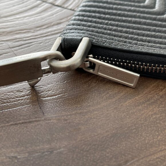 Rick Owens - Black Embroidered Quilted Neck Card Wallet SS21 Phlegethon - Picture 6 of 13